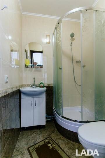 Одноместный номер с душем в Гостинице LADA Hotel